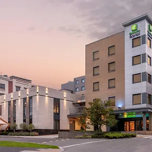 Holiday Express Dublin-airport, An Ihg 3*, Santry Ireland